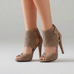 Pedro Garcia Womens Leather Suede Platform Velcro High Heels Sandals Size 6